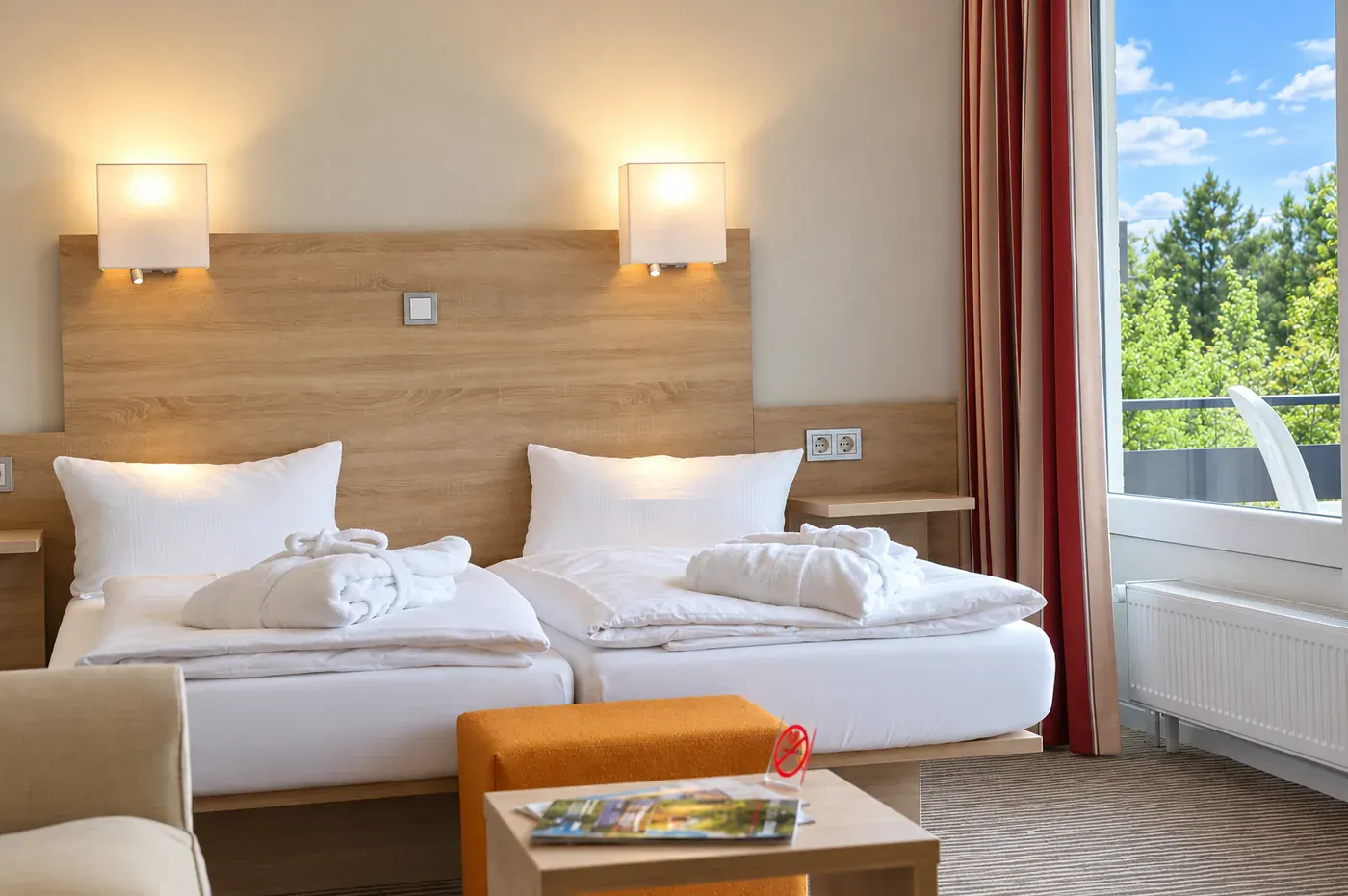 Double room with twin beds