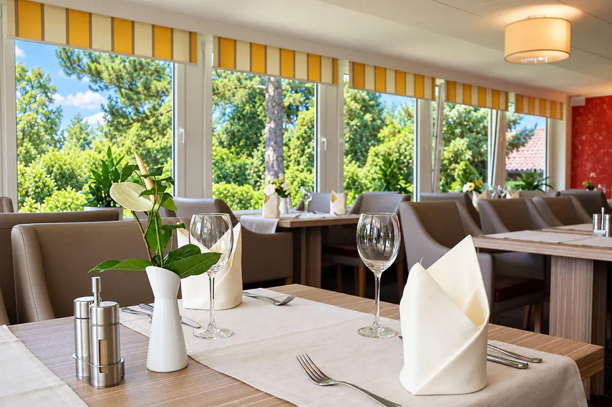 Restaurant Parkside – dining room