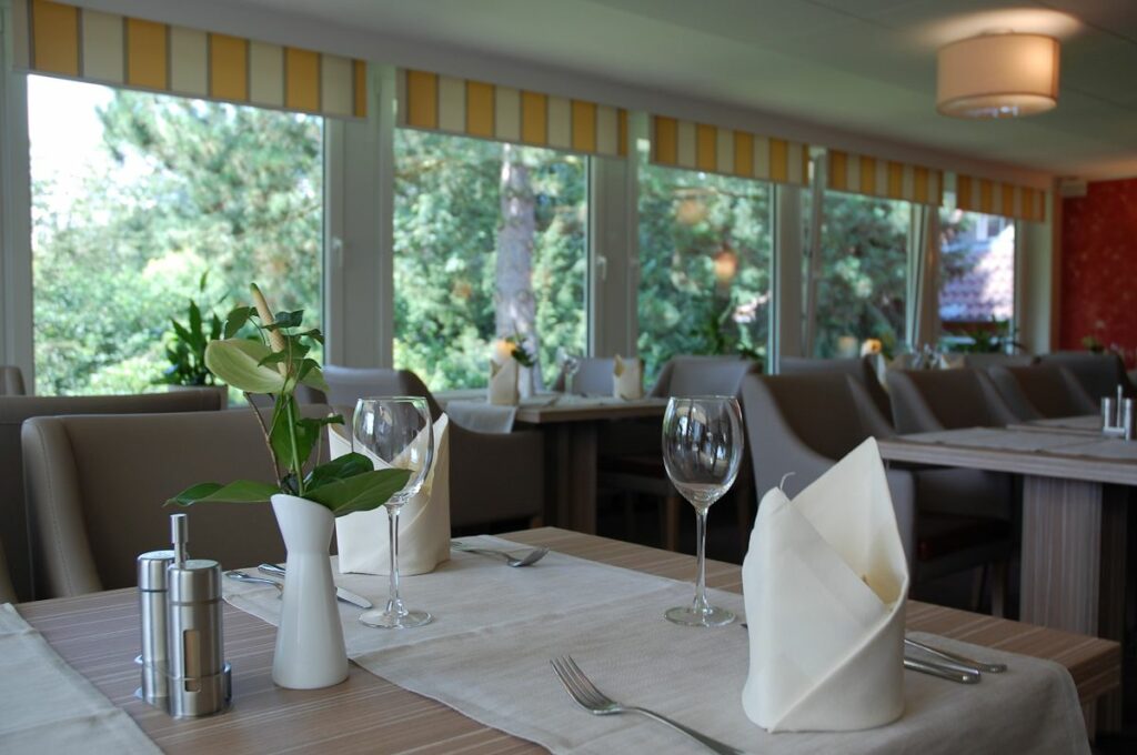 Einblick in das Restaurant im Parkhotel Bad Bevensen